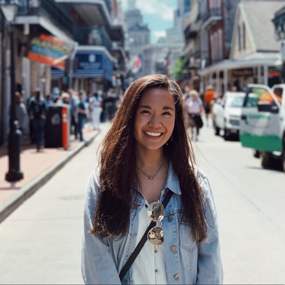 Meet your Posher, Kaili - Picture 1 of 1